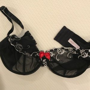Woman’s sexy NWOT Bra